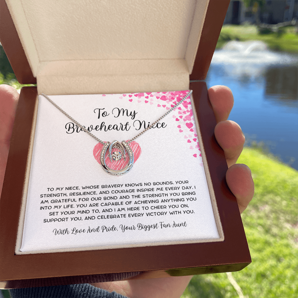 To My Braveheart Niece - From Aunt to Niece Lucky In Love Necklace