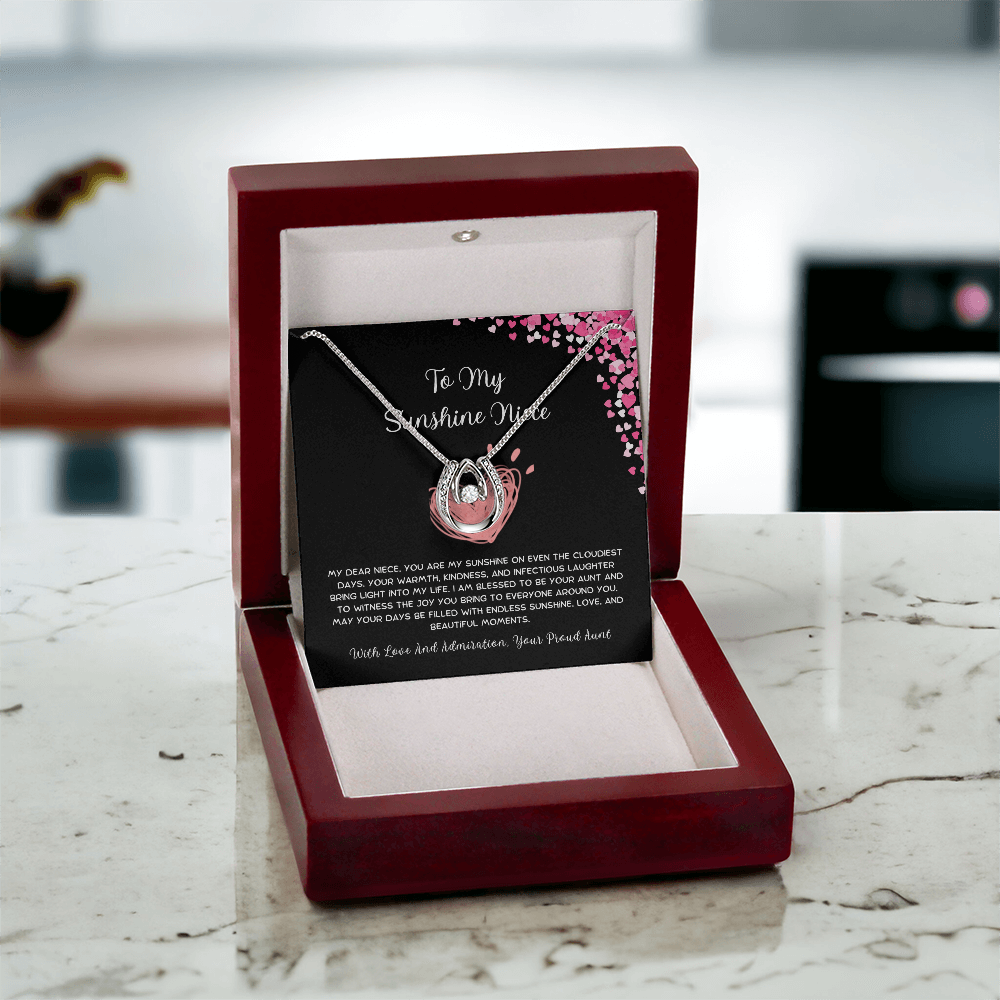 To My Sunshine Niece - From Aunt to Niece Lucky In Love Necklace