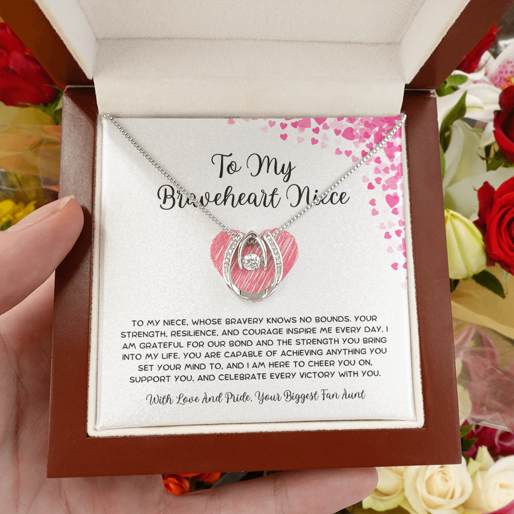 To My Braveheart Niece - From Aunt to Niece Lucky In Love Necklace