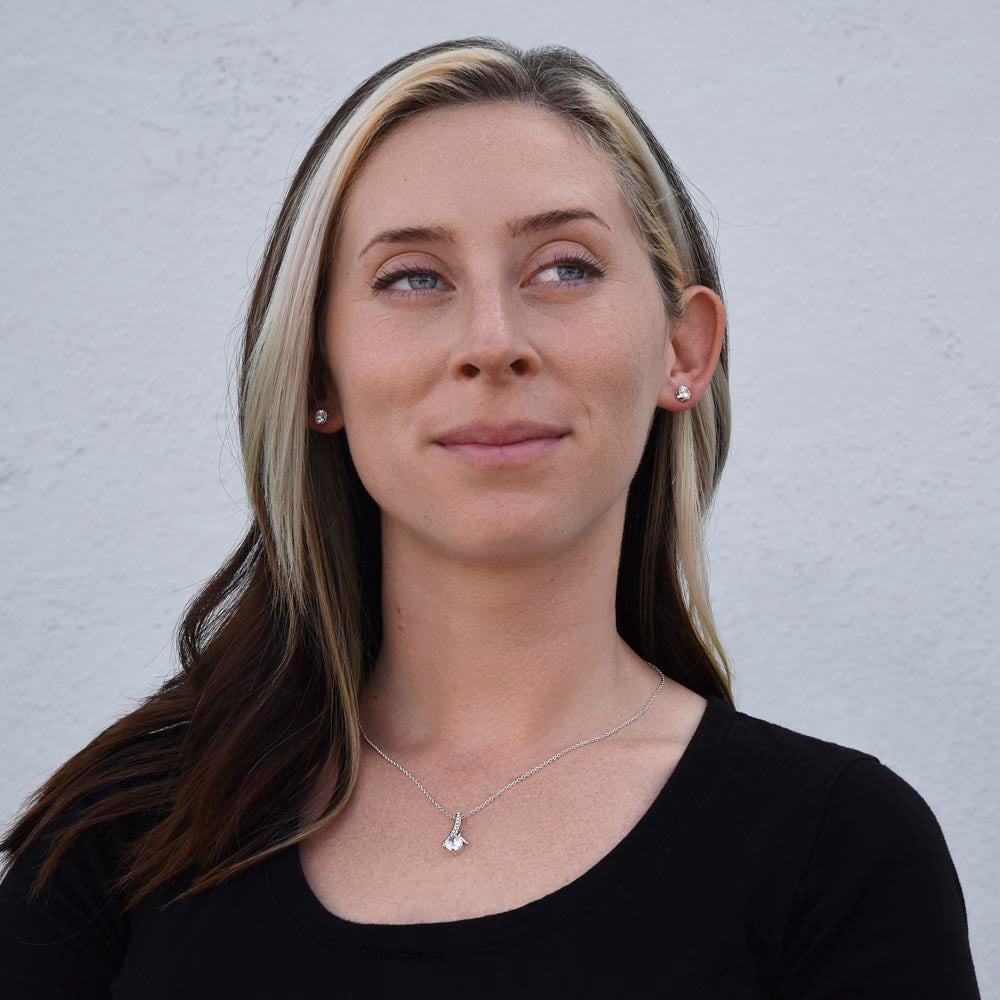 To My Braveheart Niece - From Aunt to Niece Alluring Beauty With Earrings