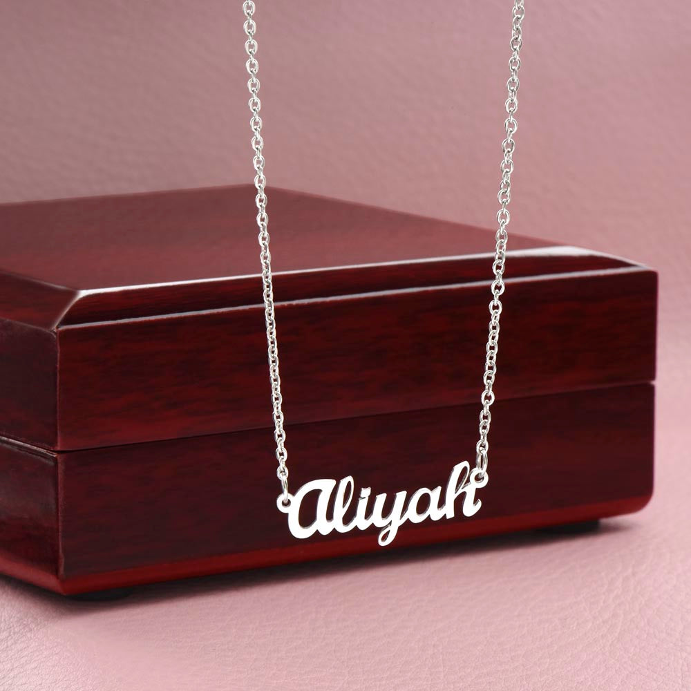 To My Braveheart Niece - From Aunt to Niece Custom Name Necklace